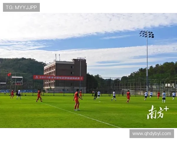 梅州客家队奋勇拼搏力争胜利 打造足球新风貌挑战强敌不容忽视